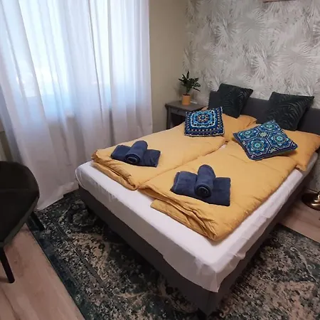 Mhc Apartman Kaposvár Exterior foto